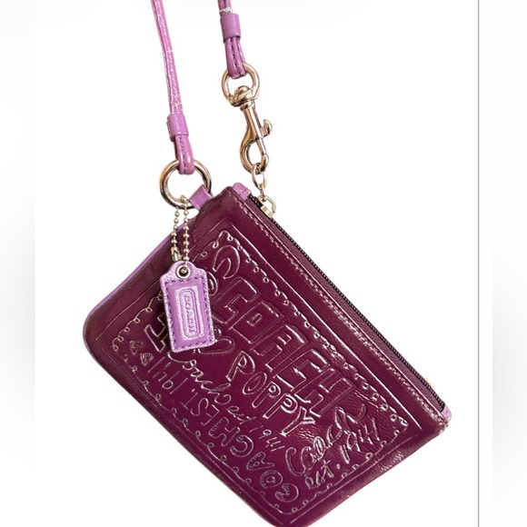 COACH Poppy Wristlet - Picture 2 of 9